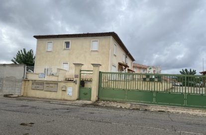 Immeuble mixte à ROGNAC (13340) - 3011437455