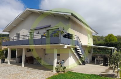Villa à LA COTE SAINT ANDRE (38260) - 3011439636