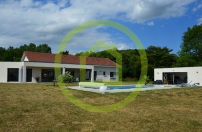 Villa d’architecte à COMMELLE (38260) - 3011440663