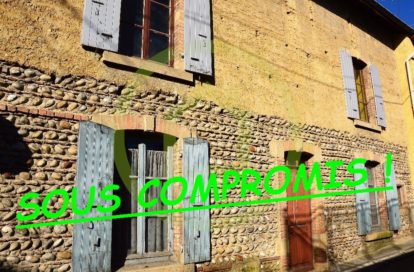 Maison de ville à LA COTE SAINT ANDRE (38260) - 3011429599