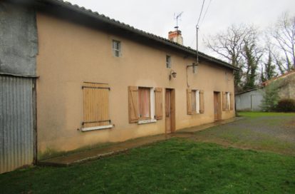 Maison de village à LEZAY (79120) - 3011435971