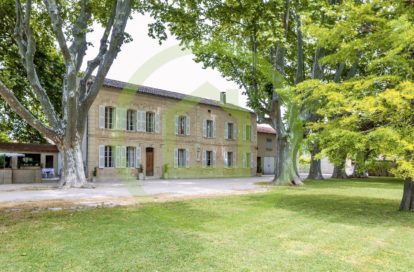 Maison de caractère à AVIGNON (84000)