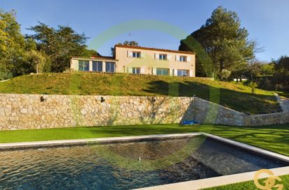 Maison à TANNERON (83440) - 3011438750