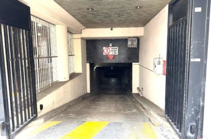 Parking intérieur à PARIS 17EME ARRONDISSEMENT (75017) - 3011441225