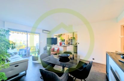 Appartement à MANDELIEU LA NAPOULE (06210) - 3011442046