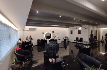 Murs commerciaux à LA GAUDE (06610) - 3011442109