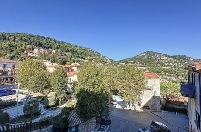 Appartement à LA TURBIE (06320)