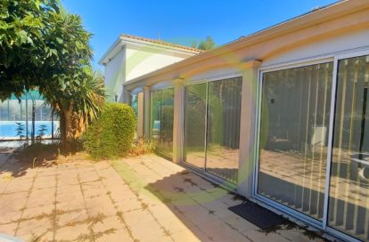 Maison à MONTENDRE (17130) - 3011438645