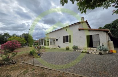 Maison à CELLEFROUIN (16260) - 3011439508