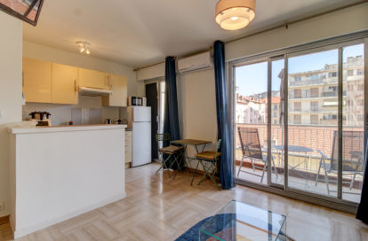 Appartement à Nice (06300) - 3011441032