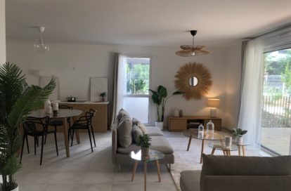 Appartement à HYERES (83400) - 3011441340