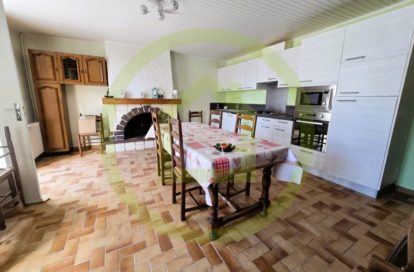 Maison à SAINT-THOMAS-DE-CONAC (17150) - 3011441572