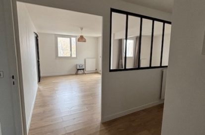 Appartement à ROISSY EN BRIE (77680) - 3011442339