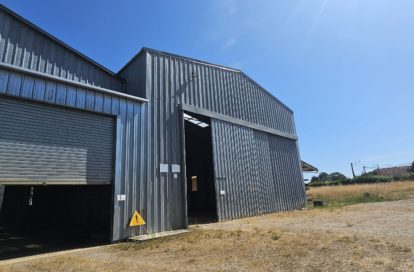 Entrepôts et Bureaux à LE PECHEREAU (36200) - 3011440577