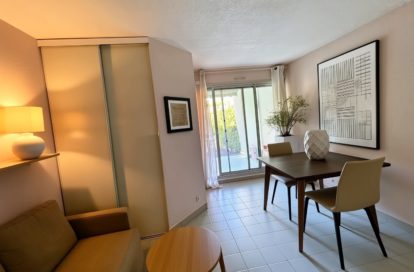 Appartement à LA GRANDE-MOTTE (34280) - 3011441273