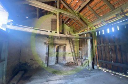 Grange à AILLEVILLERS ET LYAUMONT (70320) - 3011441307