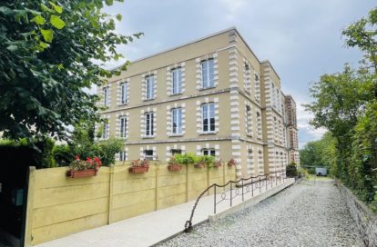 Immeuble à CROZANT (23160) - 3011442697