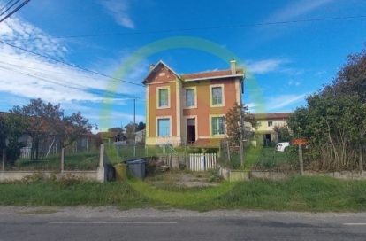 Domaine à BOURG (33710) - 3011443027