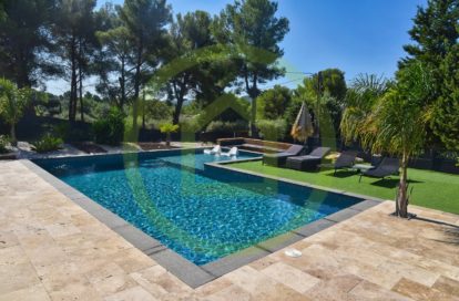 Maison à LE BEAUSSET (83330)