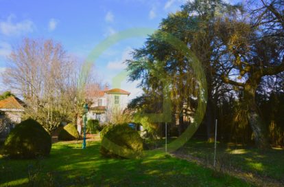 Maison bourgeoise à 5 MINUTES LA COTE SAINT ANDRE (38260) - 3011439988