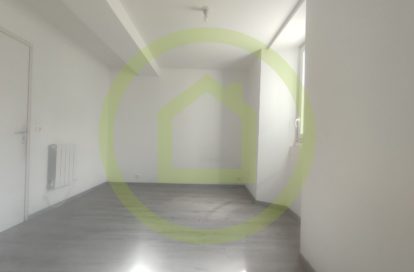 Immeuble à SAINT GENIS DE SAINTONGE (17240) - 3011440224