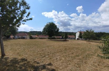 Terrain à BOSMIE L&rsquo;AIGUILLE (87110) - 3011441055