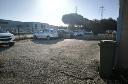 Ensemble Immobilier à SORGUES (84700) - 3011443324