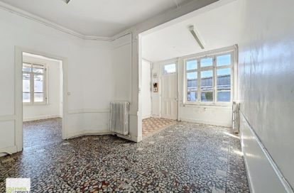 Entrepôts et Bureaux à ESCAUDOEUVRES (59161) - 3011437605