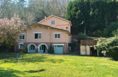 Maison à BOSMIE L&rsquo;AIGUILLE (87110) - 3011443026