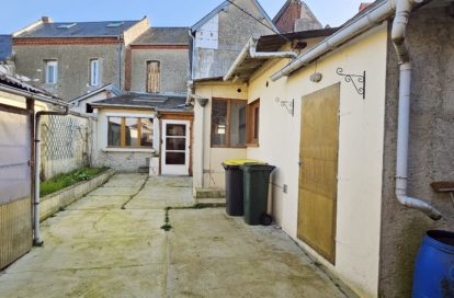 Maison à ESQUENNOY (60120) - 3011443249