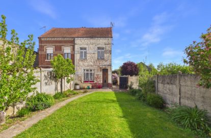 Maison à ROSIERES EN SANTERRE (80170) - 3011443987