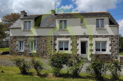 Maison de village à PLOUEC DU TRIEUX (22260)