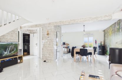 Maison à MONTGERAIN (60420) - 3011443537
