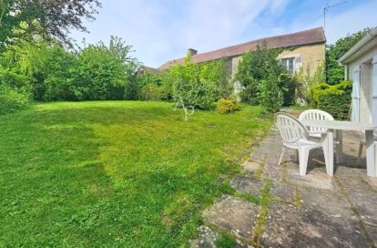 Maison et dépendances à LES CLAYES SOUS BOIS (78340) - 3011443490