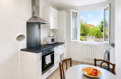 Appartement à SAINT GENIS LAVAL (69230) - 3011444658