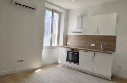 Studio à GONFARON (83590) - 3011444763
