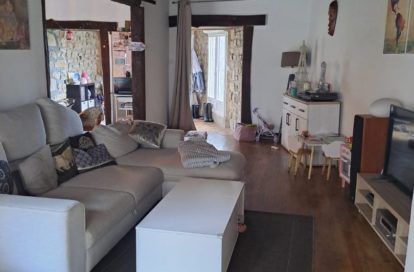 Maison à RUELLE SUR TOUVRE (16600) - 3011445038